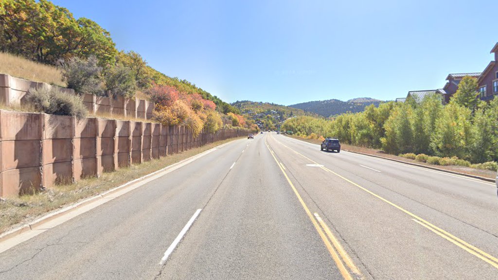 Flock Safety camera at 569 Deer Valley Drive