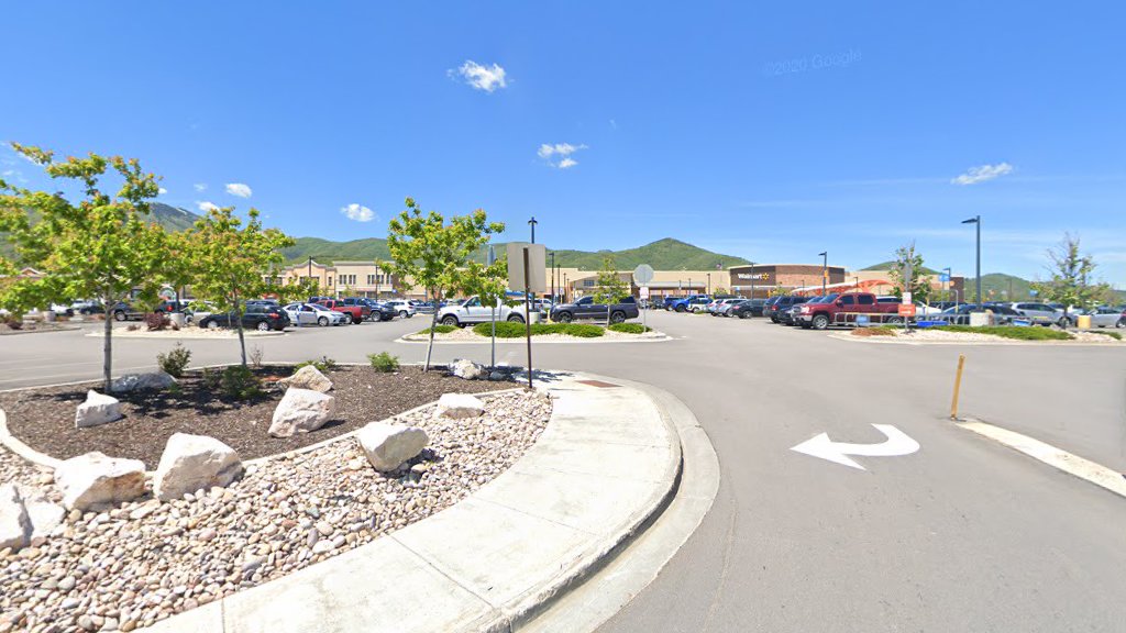 Flock Safety camera at Landmark Dr / Kimball Junction