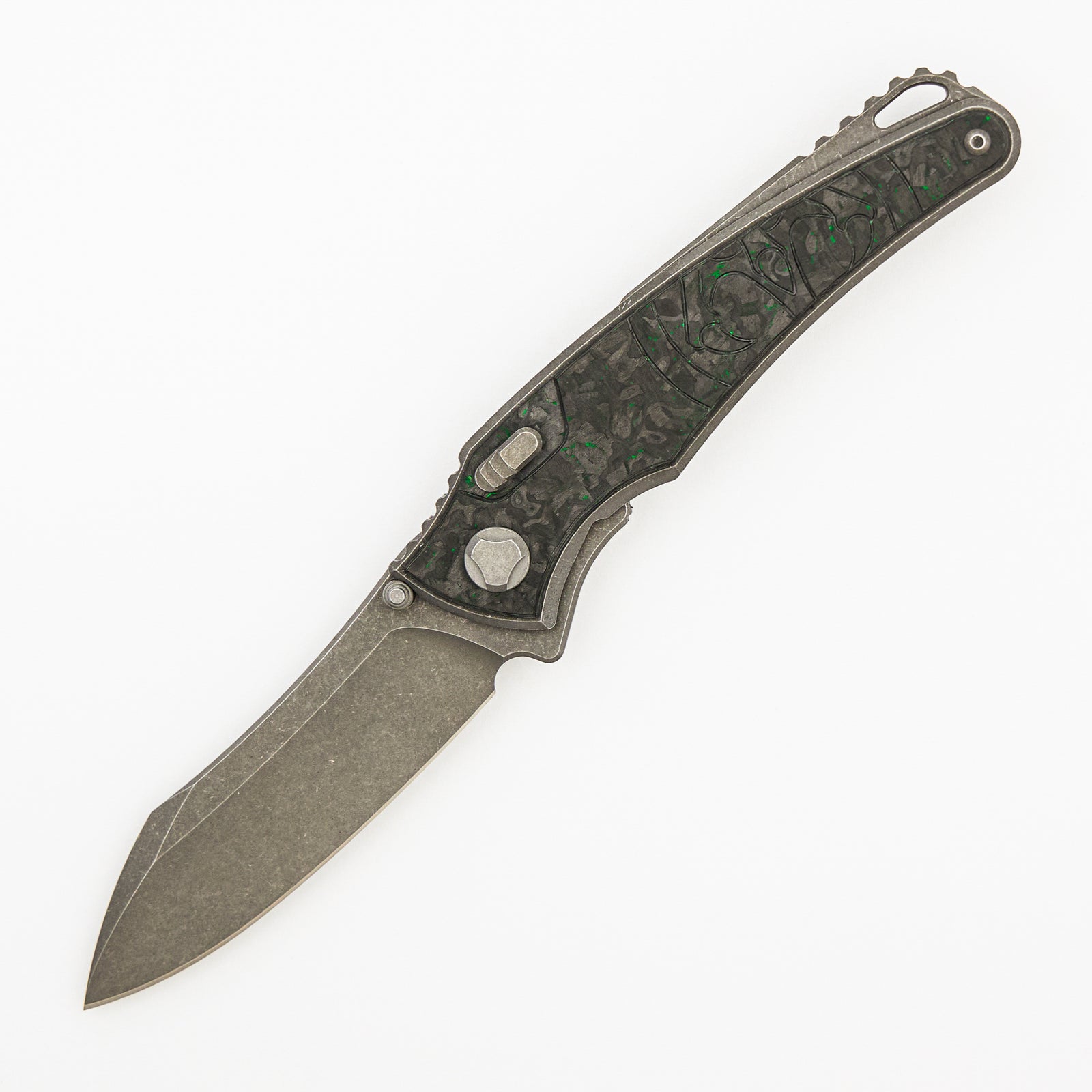 Talon · Tumbled Titanium/Green TechnoCarbo Handle · M390 Blade